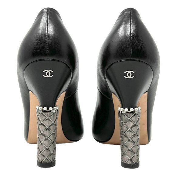Chanel Black Leather Quilted Silver Metal Heel Pumps Classic Size 39.5 EU - Picture 2 of 11